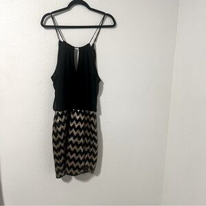 B. Darlin Women’s Sleeveless Size 5/6 Black and Gold Chevron Sequins Dress EUC
